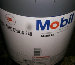 MOBIL SHC CHAIN 240